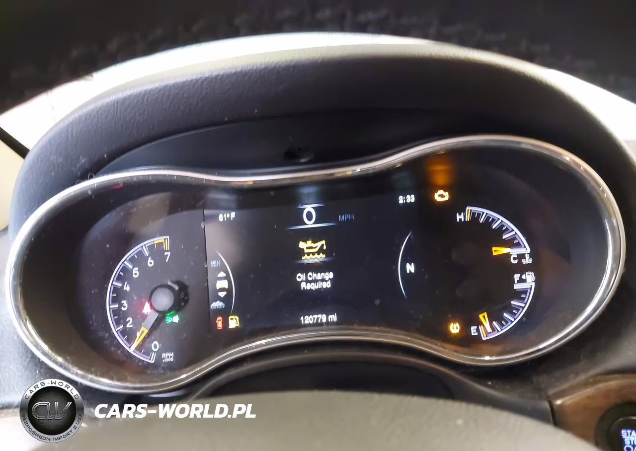 2015 Jeep Grand Cherokee Laredo VIN:1C4RJFAG2FC681904 - 7