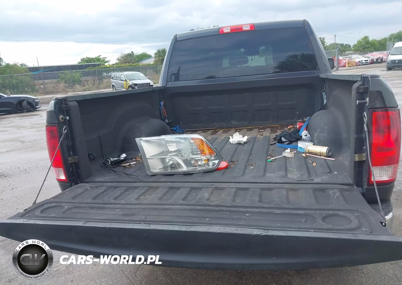 2016 Ram 1500 Tradesman VIN:1C6RR6KG8GS401702 - 16