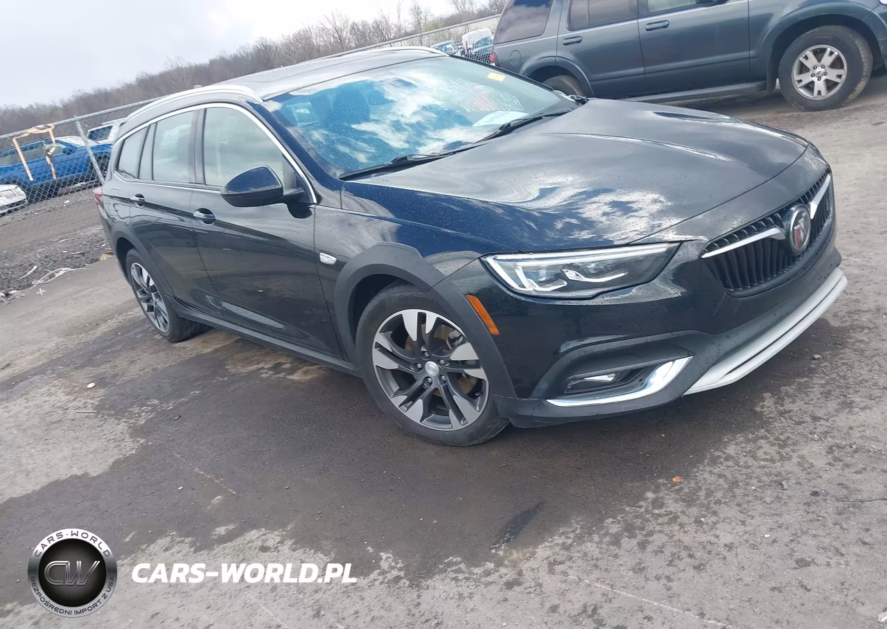 2018 Buick Regal Tourx Essence