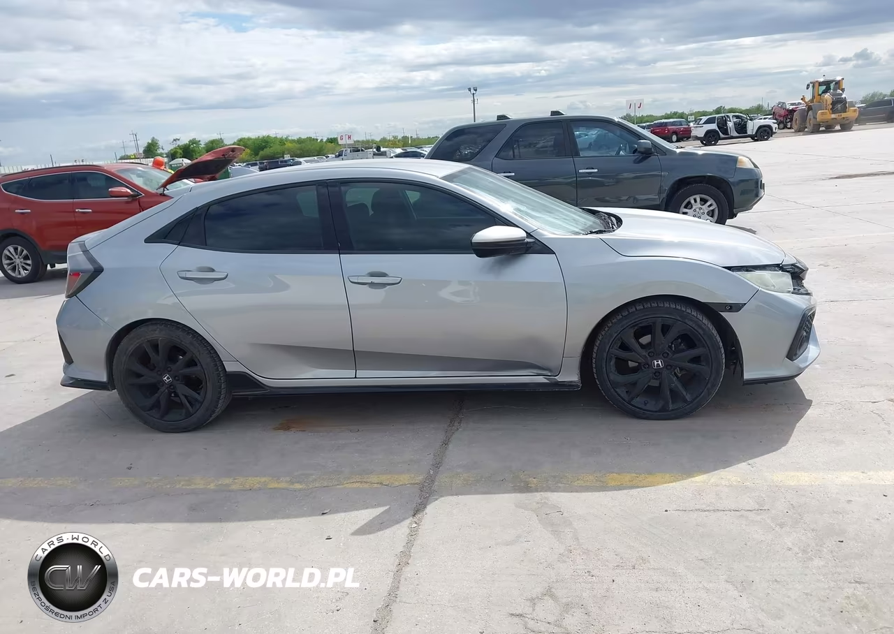 2018 Honda Civic Sport VIN:SHHFK7H43JU204779 - 14