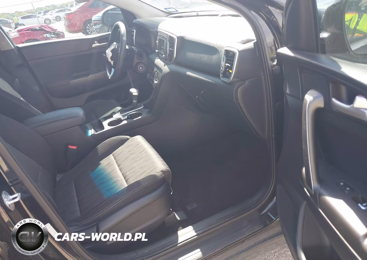 2019 Kia Sportage Lx VIN:KNDPM3AC4K7599508 - 5