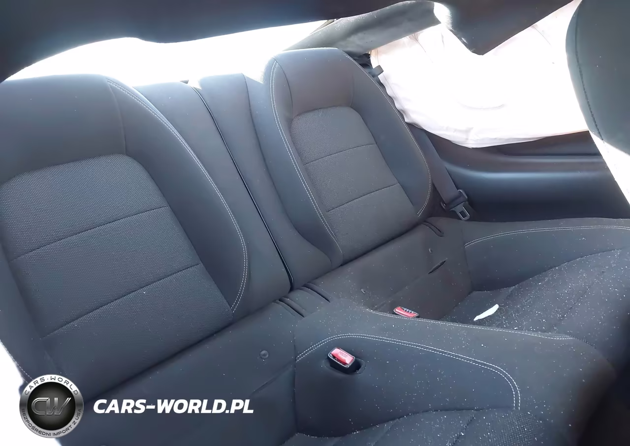 2015 Ford Mustang V6 VIN:1FA6P8AM7F5329172 - 8