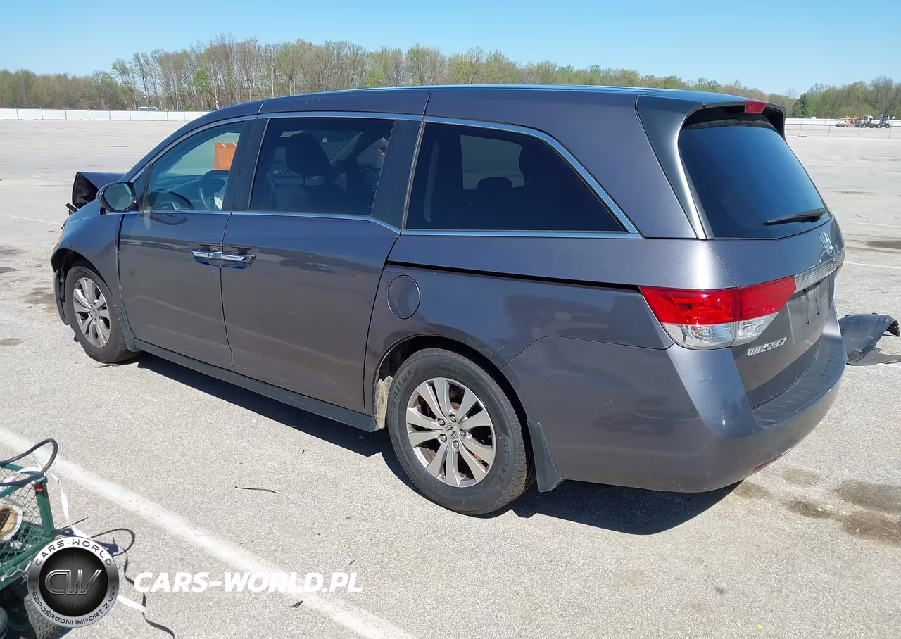 2015 Honda Odyssey Ex VIN:5FNRL5H43FB070640 - 3