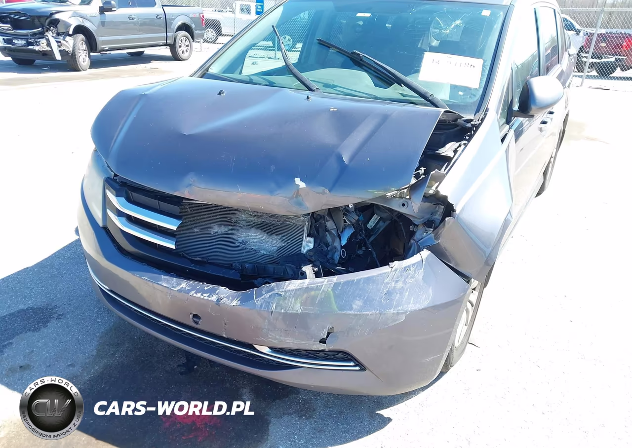 2015 Honda Odyssey Ex VIN:5FNRL5H43FB070640 - 6
