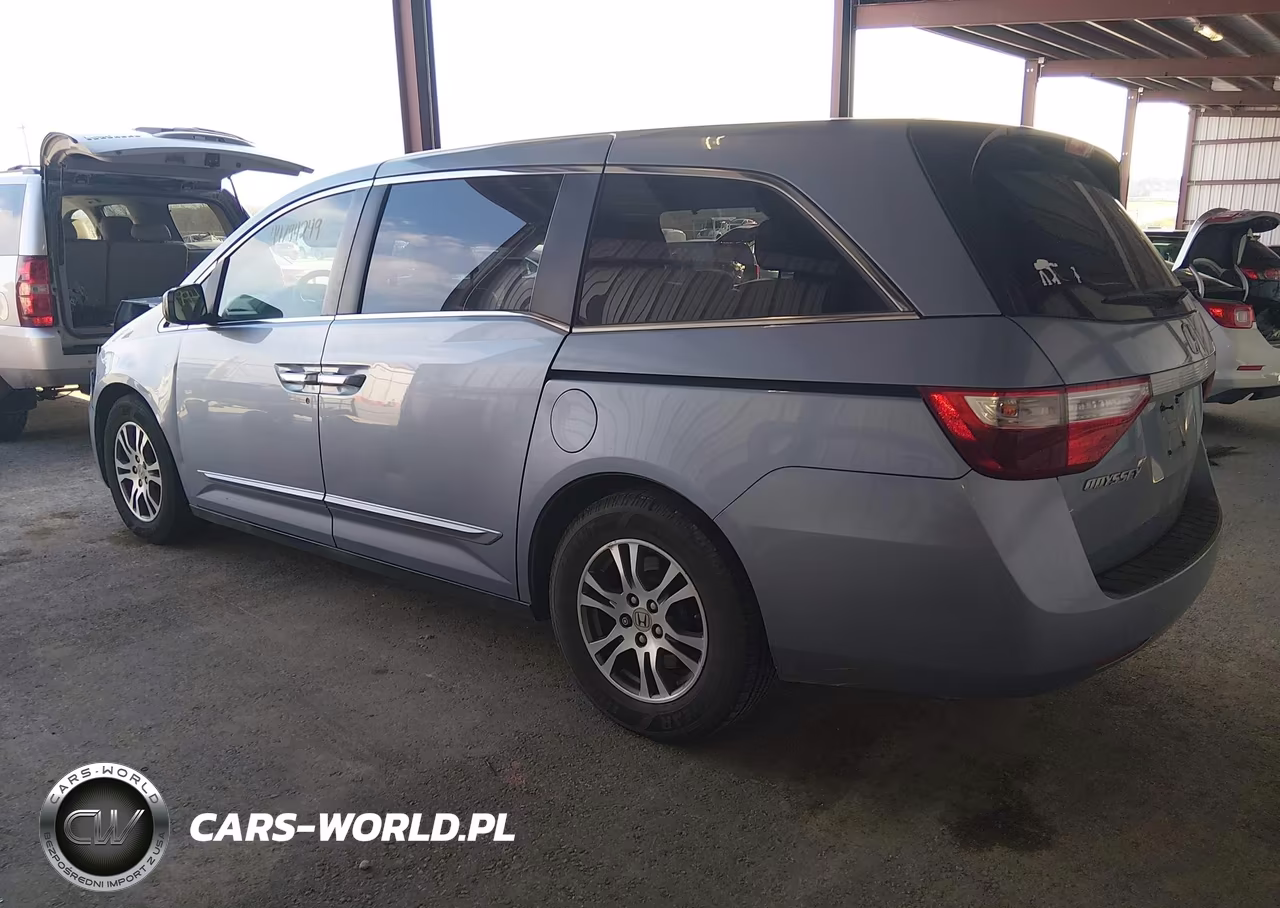 2013 Honda Odyssey Ex-L VIN:5FNRL5H64DB089664 - 3