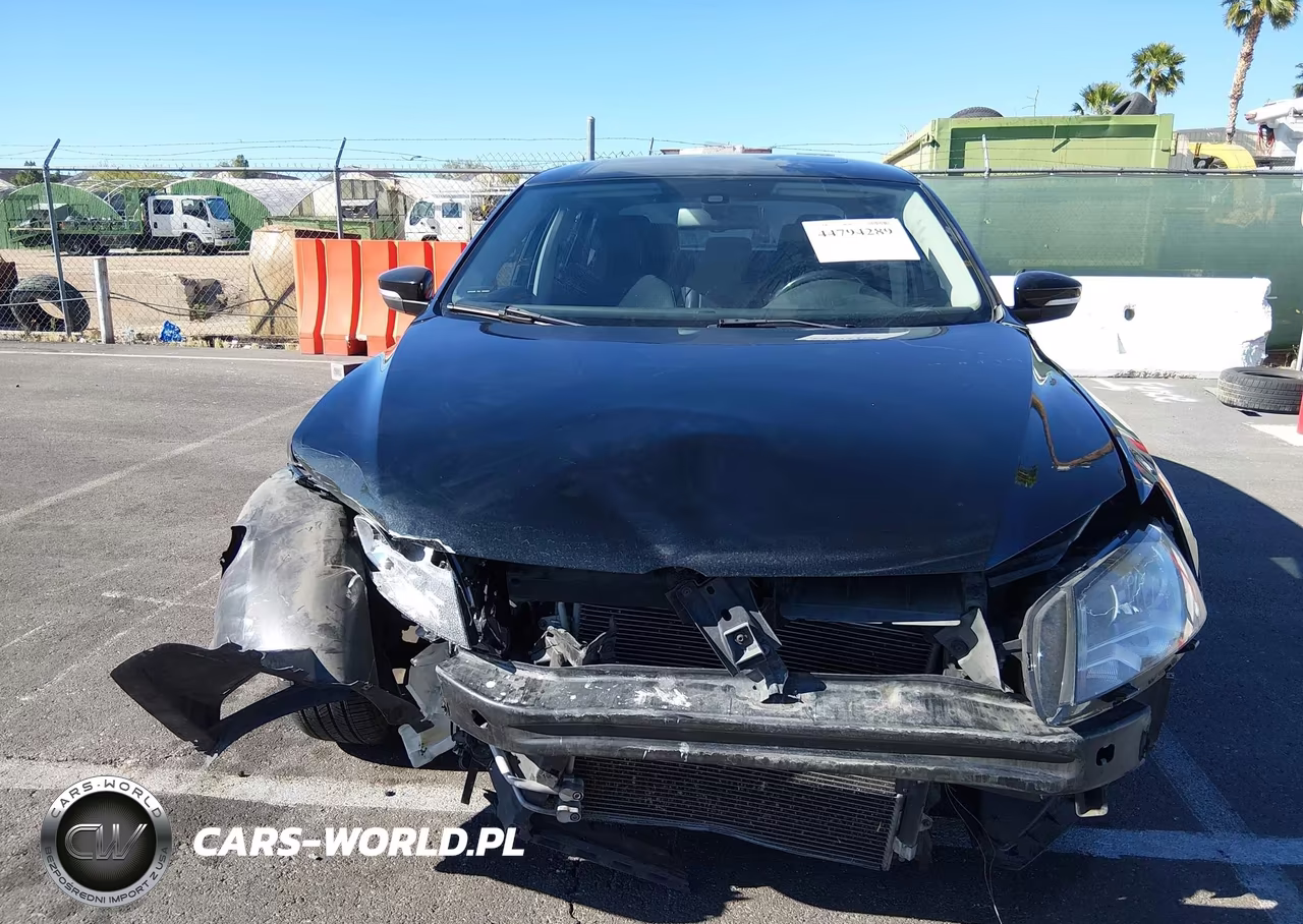 2013 Volkswagen Passat 2.5L Se VIN:1VWBP7A38DC125710 - 13