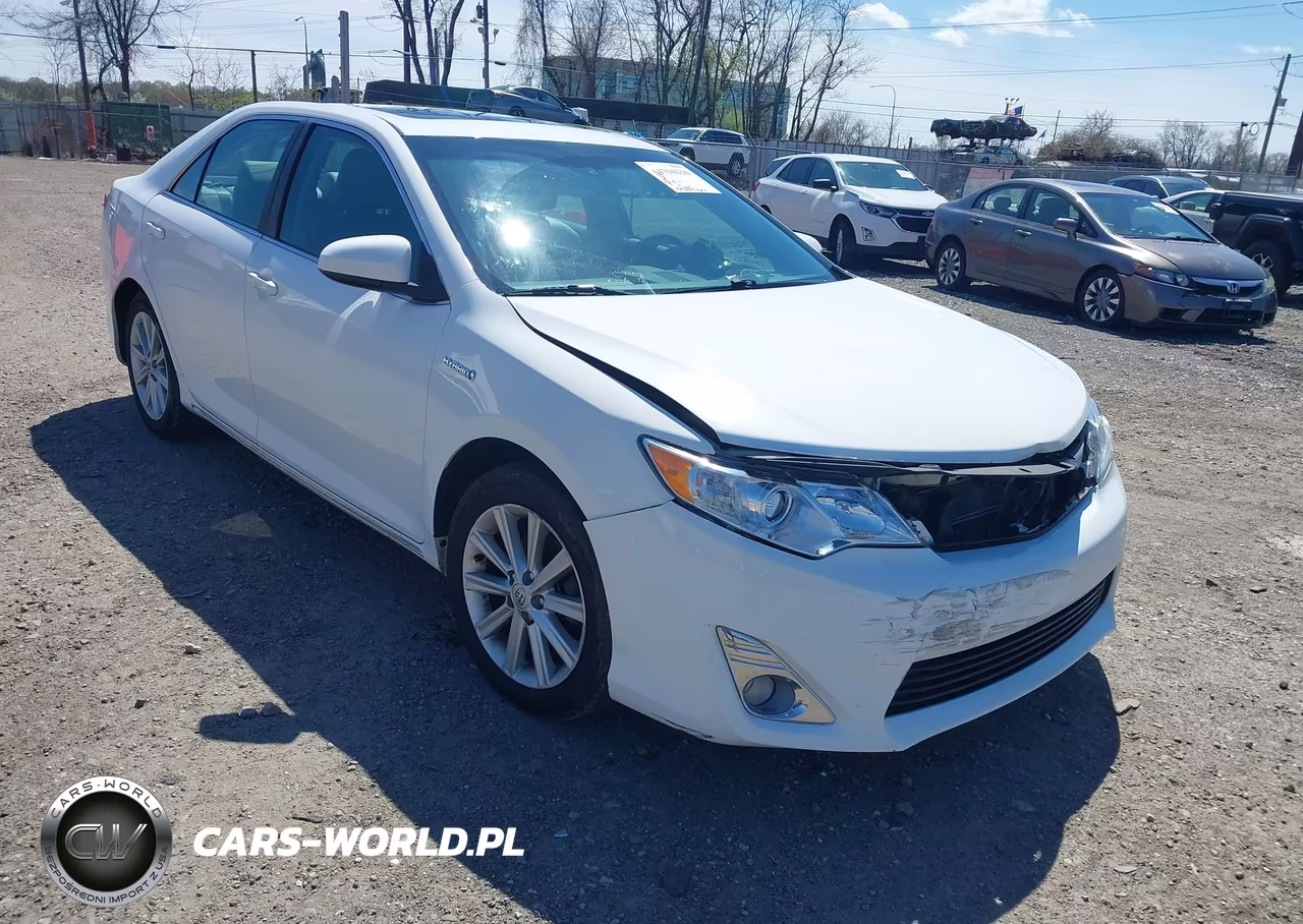 2013 Toyota Camry Hybrid Xle