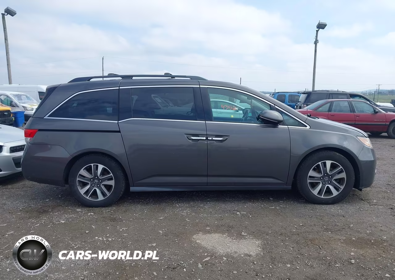 2014 Honda Odyssey Touring-Touring Elite VIN:5FNRL5H92EB023660 - 13