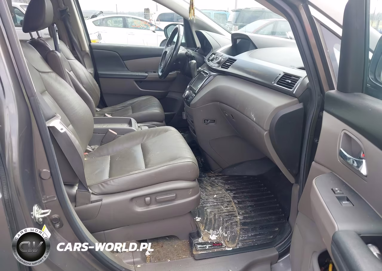 2014 Honda Odyssey Touring-Touring Elite VIN:5FNRL5H92EB023660 - 5
