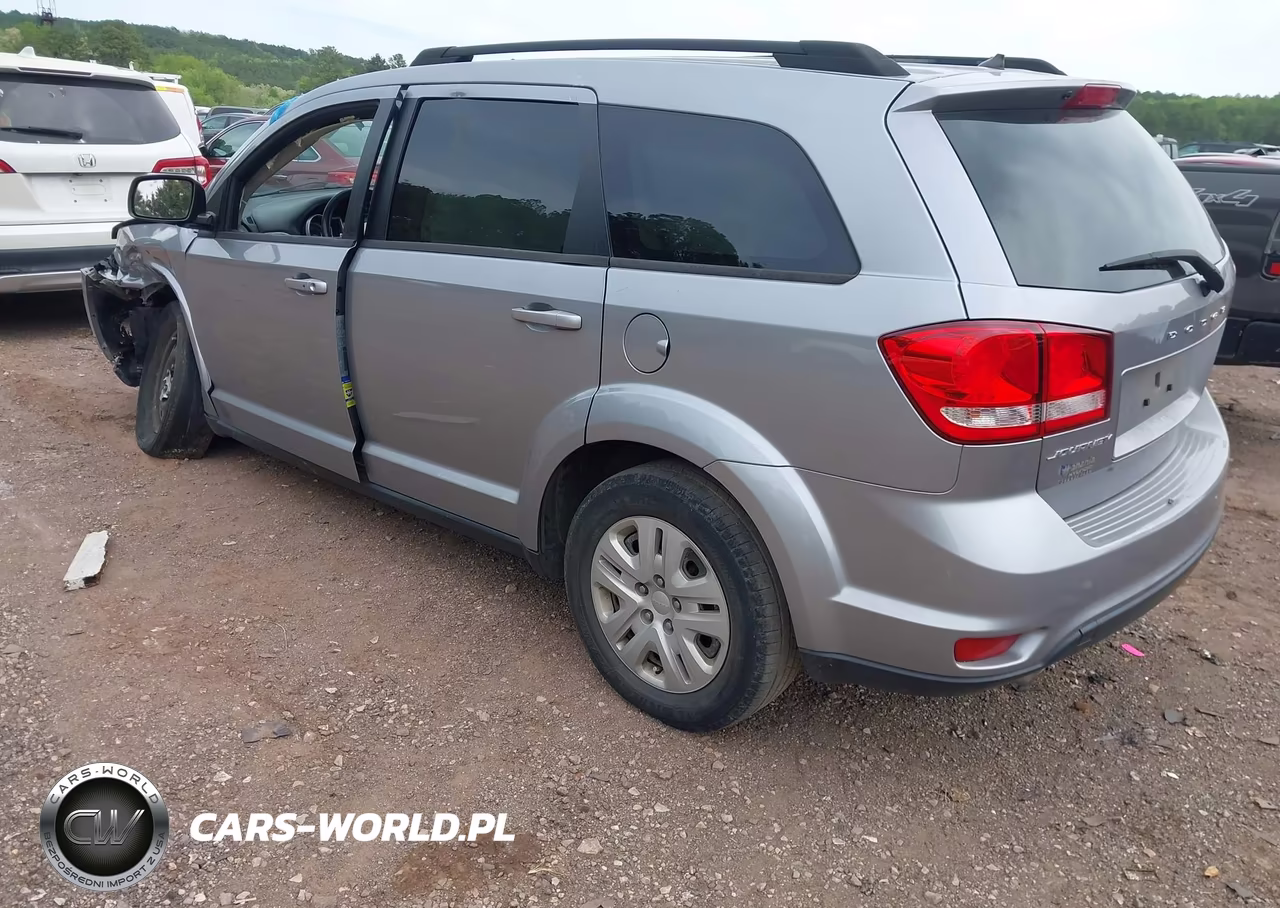 2018 Dodge Journey Sxt VIN:3C4PDCBG1JT526060 - 3