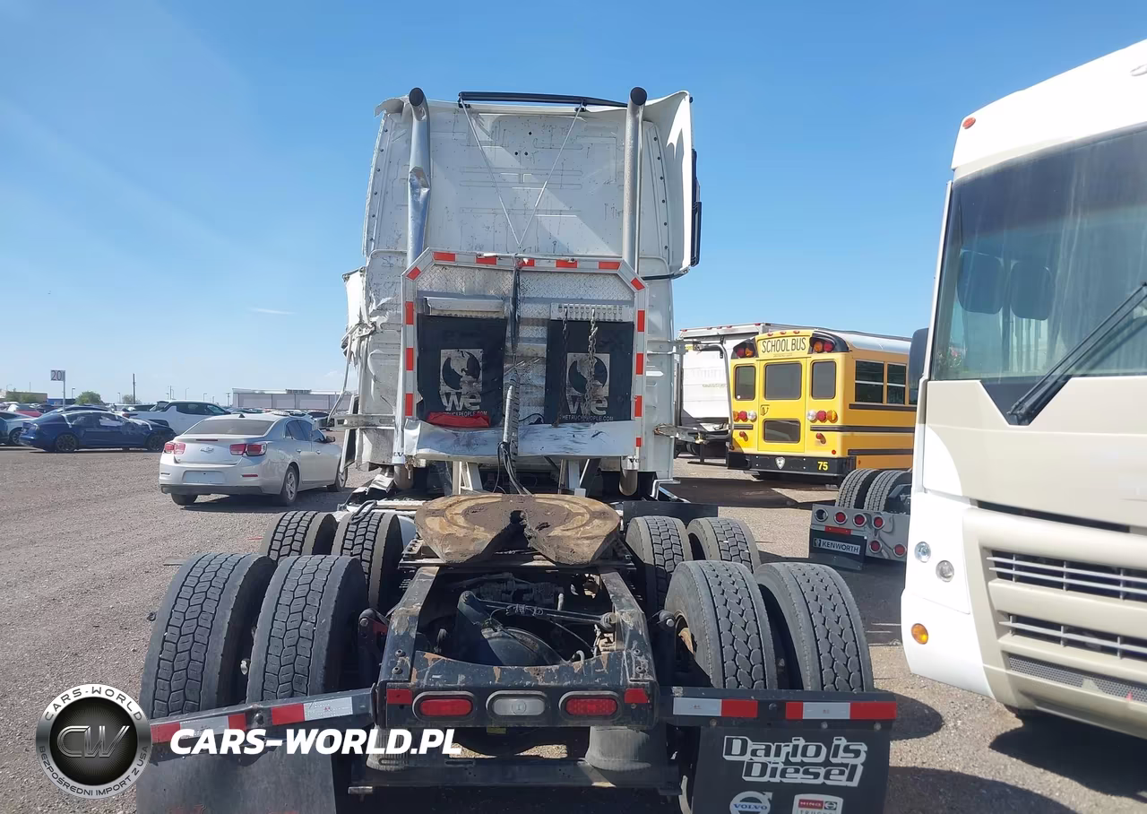 2019 Volvo Vnl VIN:4V4NC9EH7KN215076 - 17