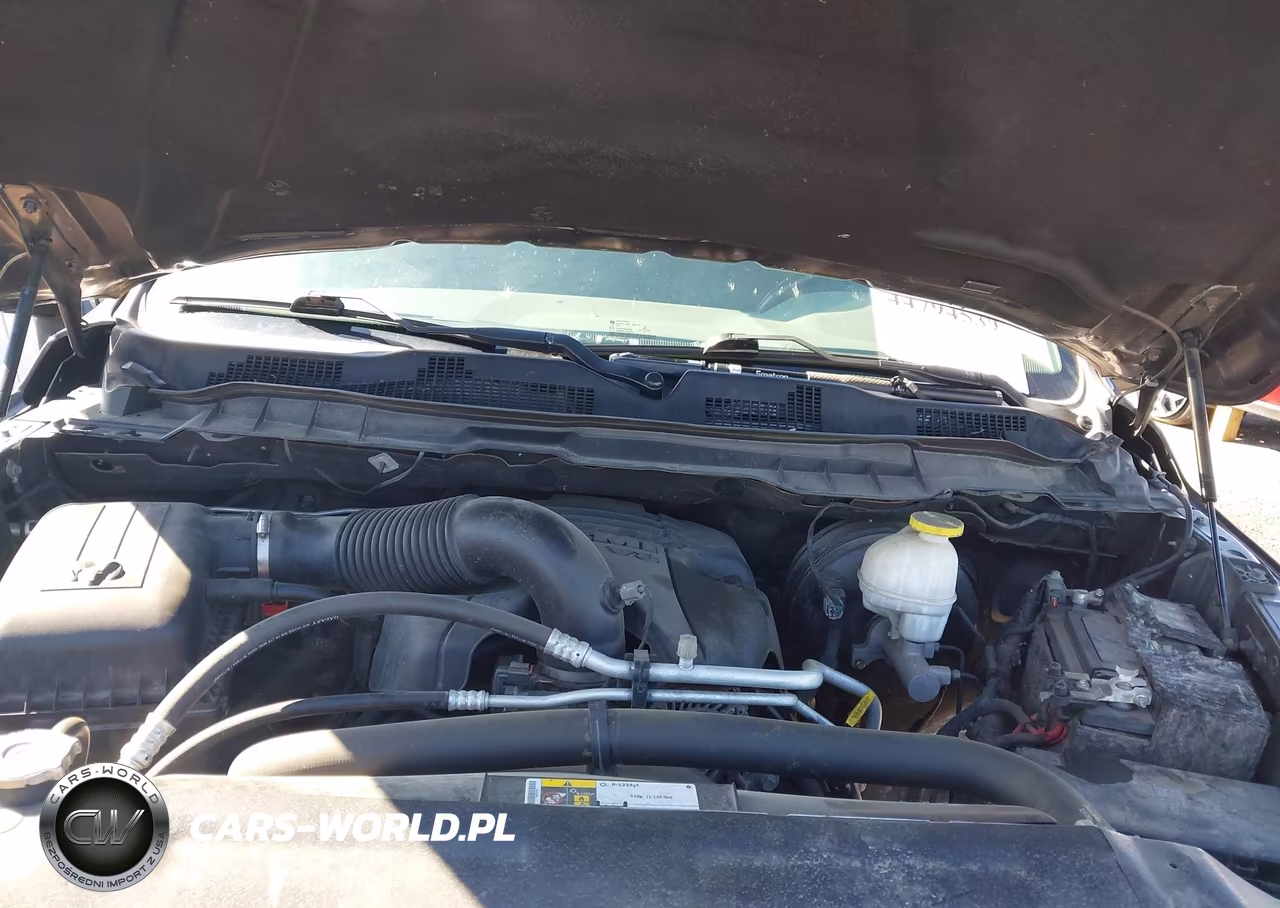 2018 Ram 1500 VIN:1C6RR7GT8JS312702 - 10