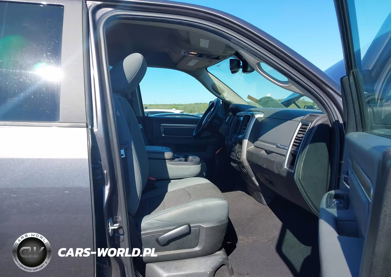 2018 Ram 1500 VIN:1C6RR7GT8JS312702 - 5