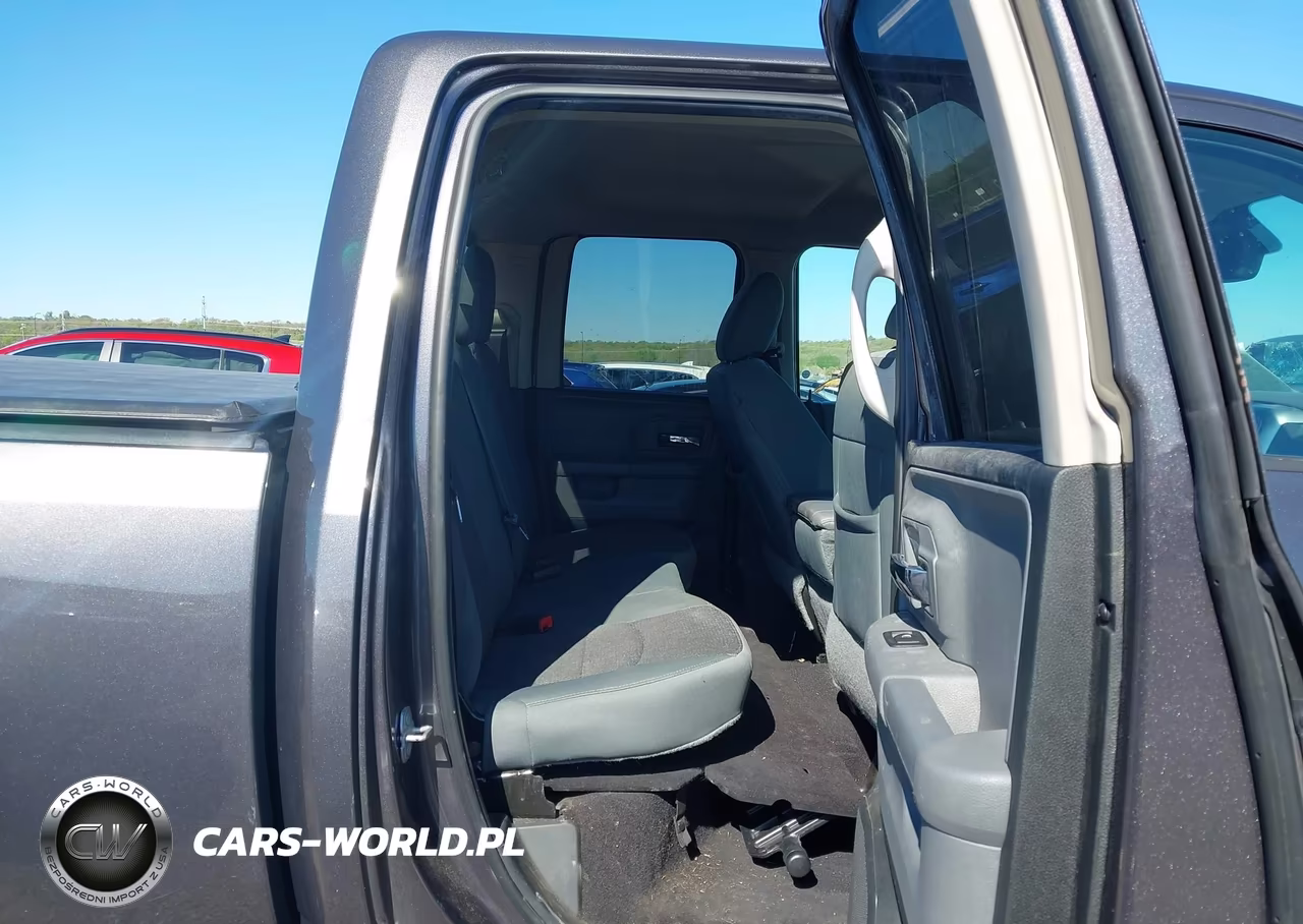 2018 Ram 1500 VIN:1C6RR7GT8JS312702 - 8