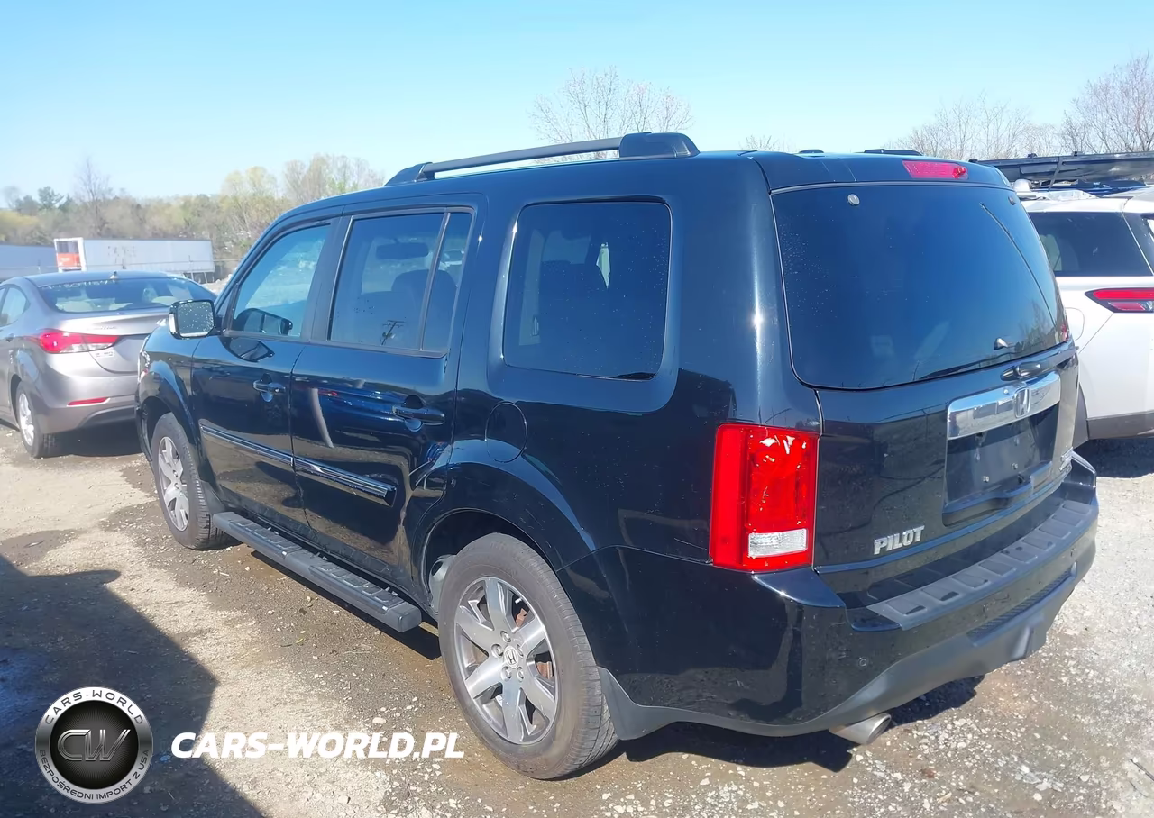 2015 Honda Pilot Touring VIN:5FNYF4H96FB015947 - 3