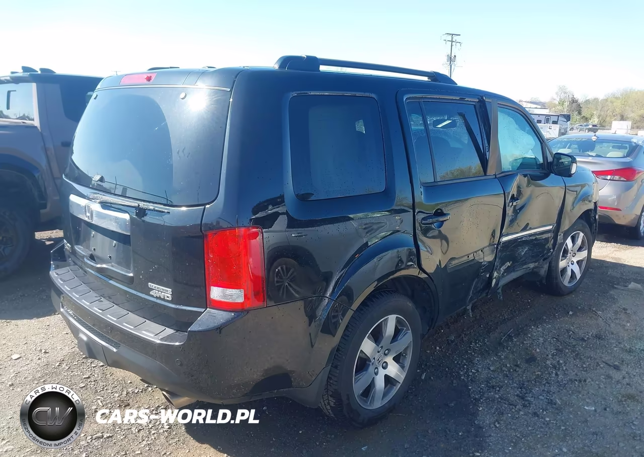 2015 Honda Pilot Touring VIN:5FNYF4H96FB015947 - 4