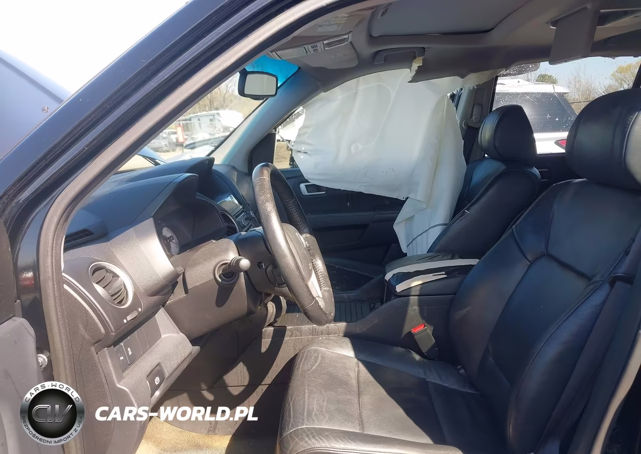 2015 Honda Pilot Touring VIN:5FNYF4H96FB015947 - 5