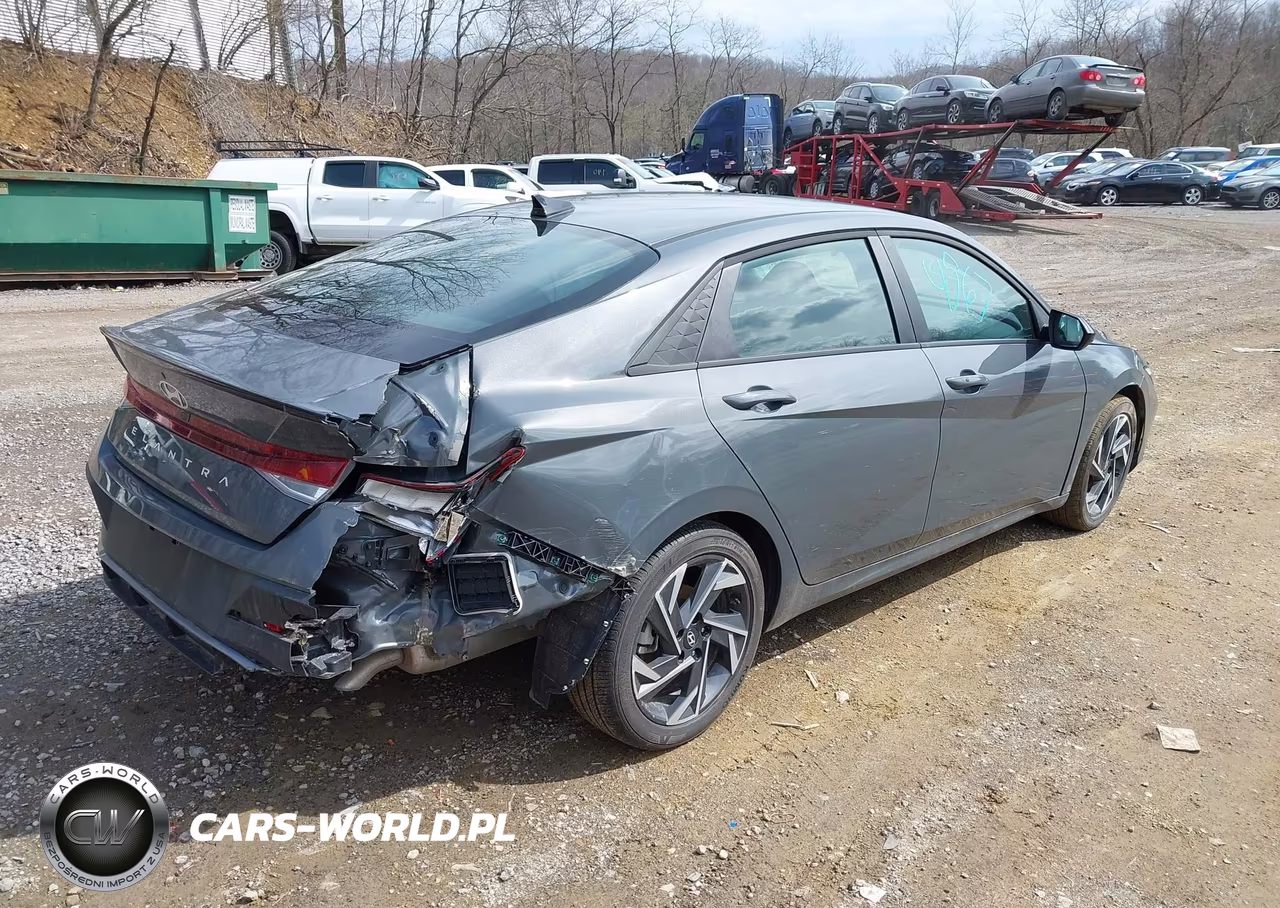 2025 Hyundai Elantra Sel Sport VIN:KMHLM4DG9SU082480 - 4
