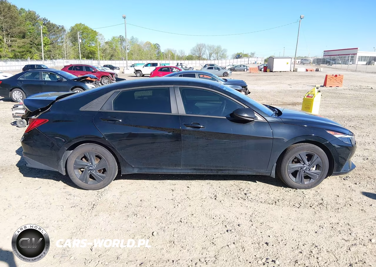 2023 Hyundai Elantra Hybrid Blue VIN:KMHLM4AJ3PU039597 - 13