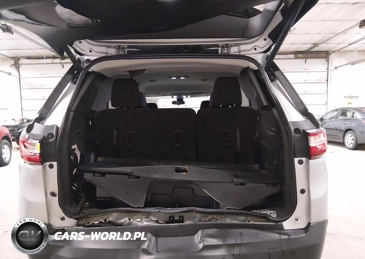 2020 Chevrolet Traverse Awd Lt Cloth VIN:1GNEVGKWXLJ299018 - 18