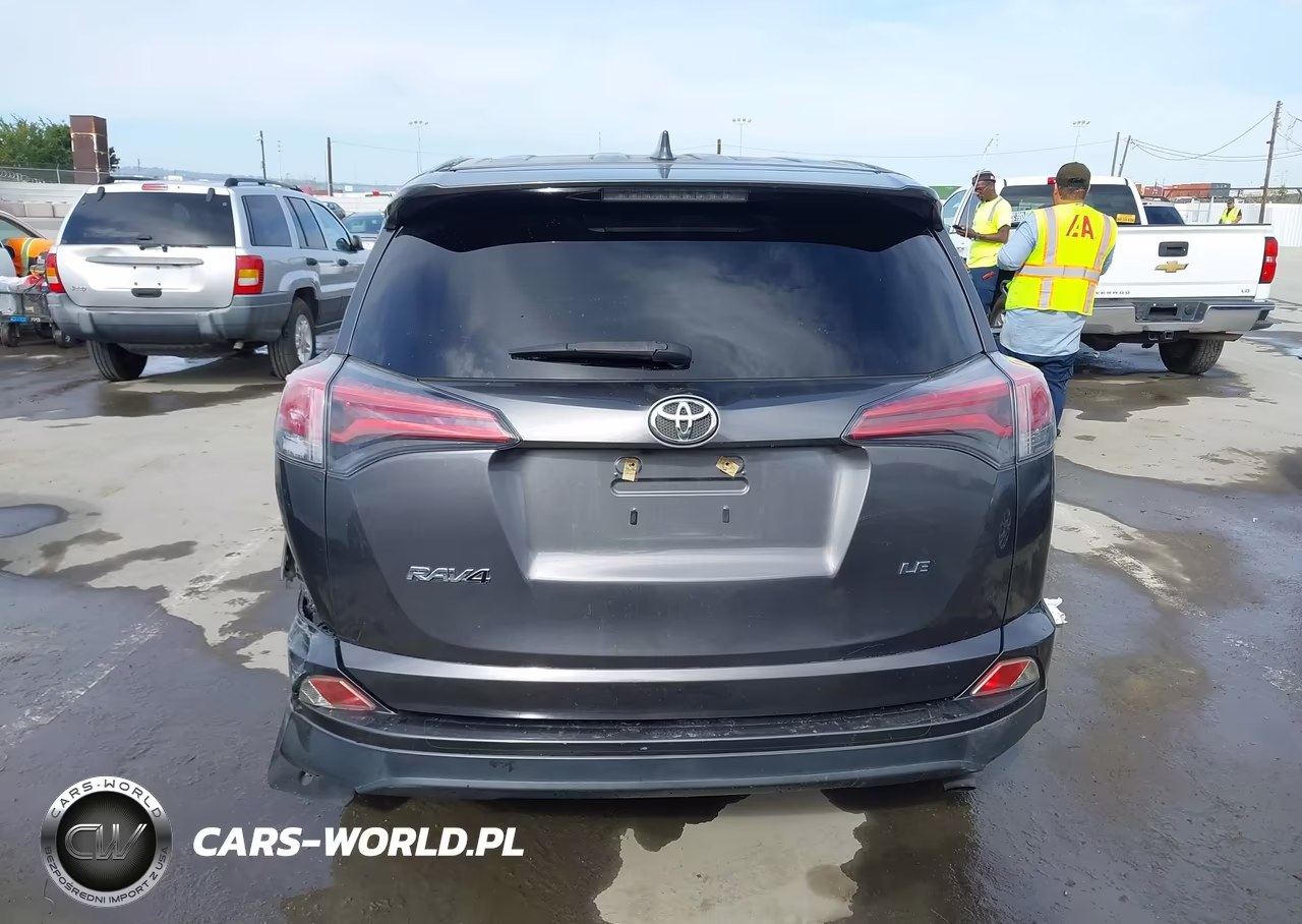 2018 Toyota Rav4 Le VIN:JTMZFREV6JJ730635 - 17