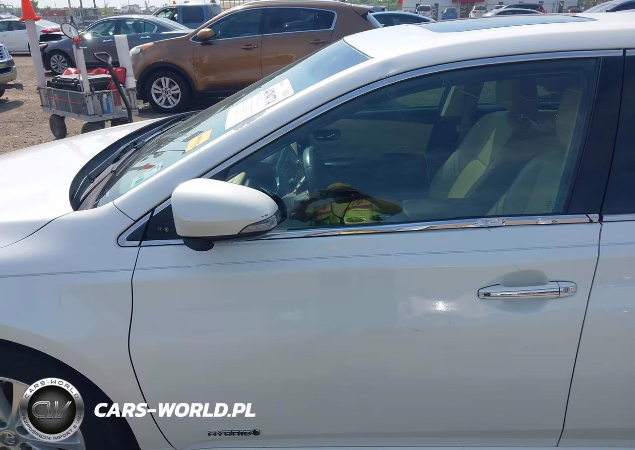 2014 Toyota Avalon Hybrid Xle Touring VIN:4T1BD1EBXEU024508 - 18