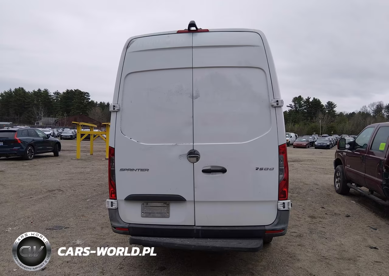 2021 Freightliner Sprinter 2500 High Roof I4 Diesel VIN:W2W4DCHYXMT046514 - 15
