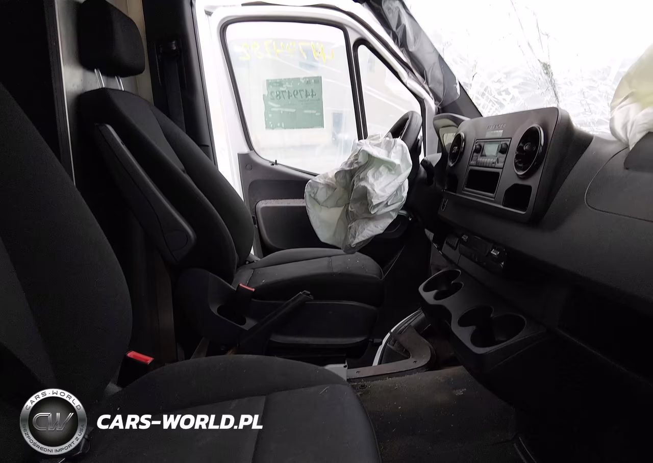 2021 Freightliner Sprinter 2500 High Roof I4 Diesel VIN:W2W4DCHYXMT046514 - 5
