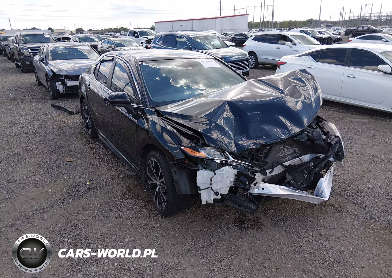 2020 Toyota Camry Se