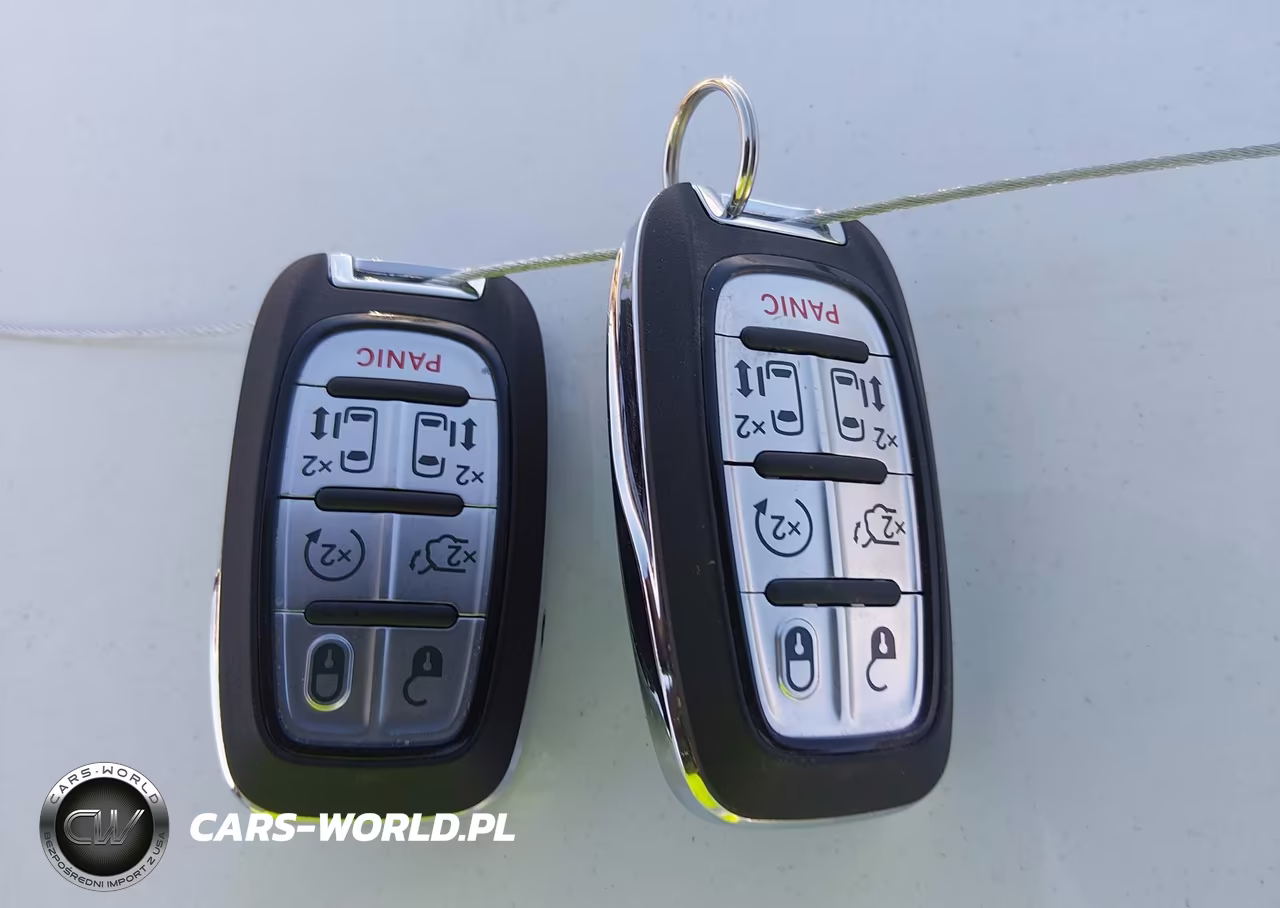 2026 Chrysler Voyager Lx VIN:2C4RC1CG1TR151551 - 11