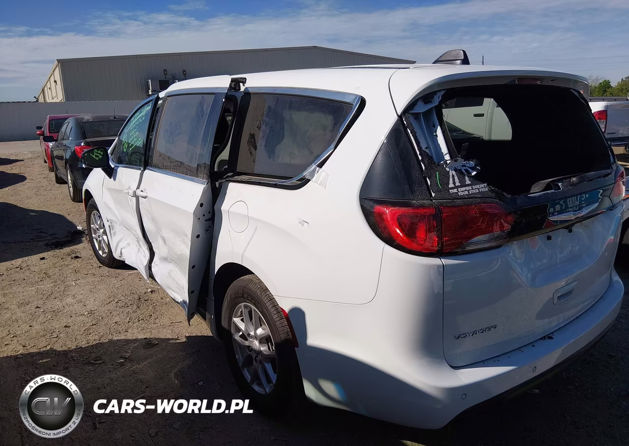2026 Chrysler Voyager Lx VIN:2C4RC1CG1TR151551 - 3