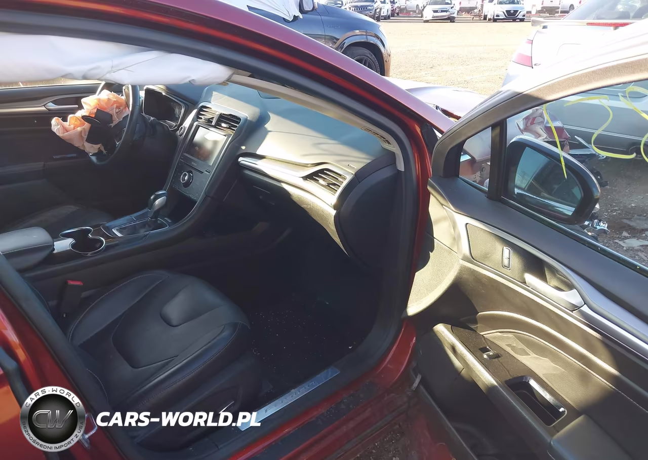 2014 Ford Fusion Titanium VIN:3FA6P0K95ER267455 - 5