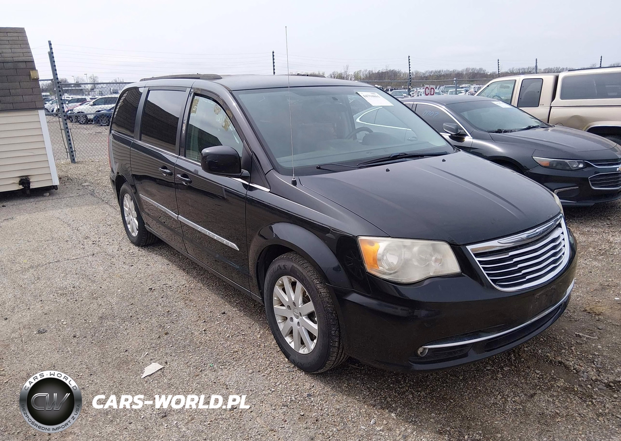 2014 Chrysler Town & Country Touring