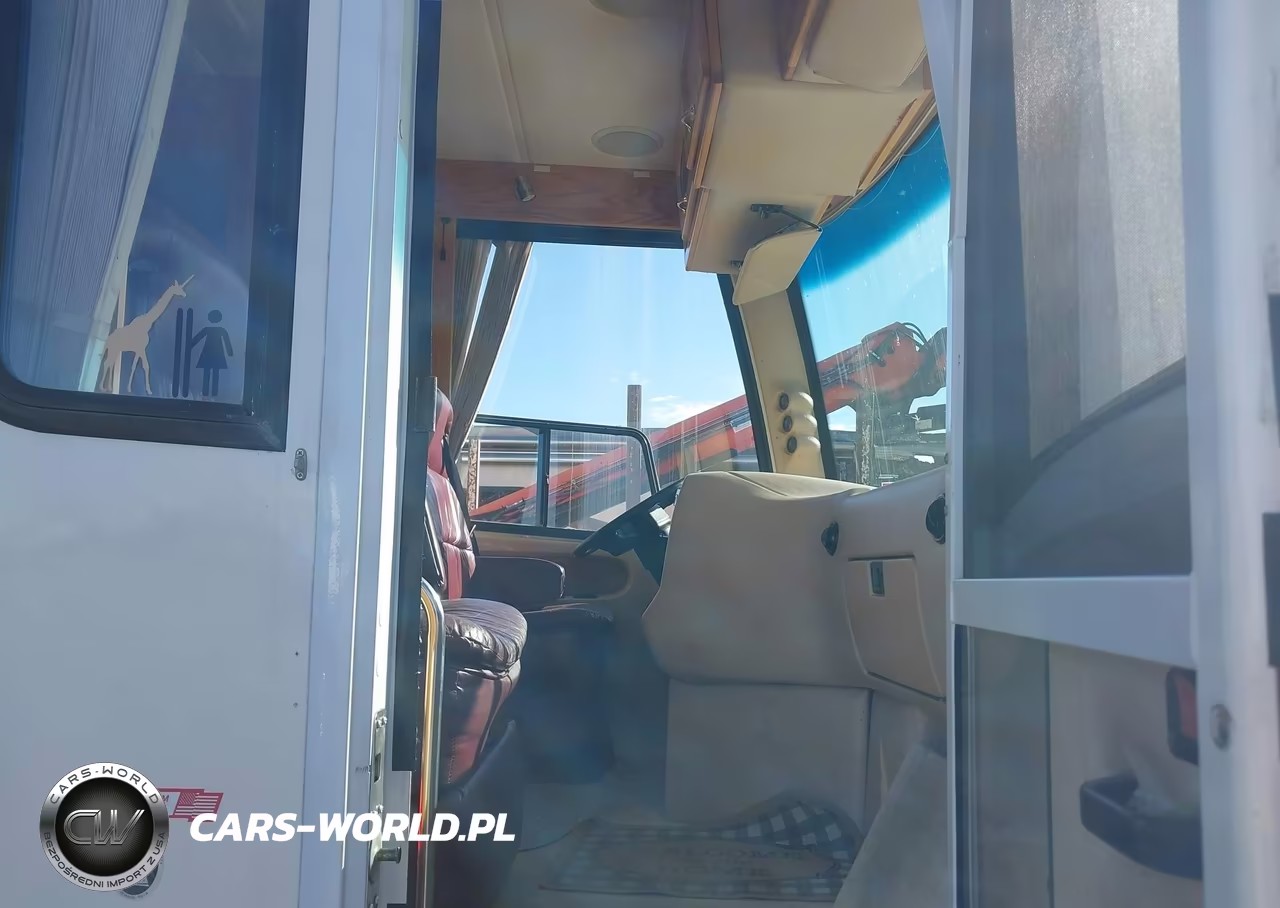 2000 Spartan Motors Motorhome 4Vz VIN:4VZBN2496YC034760 - 5