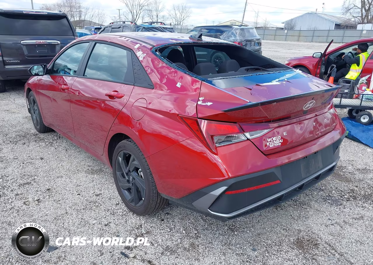 2026 Hyundai Elantra Sel Sport VIN:KMHLM4DG4TU135149 - 3
