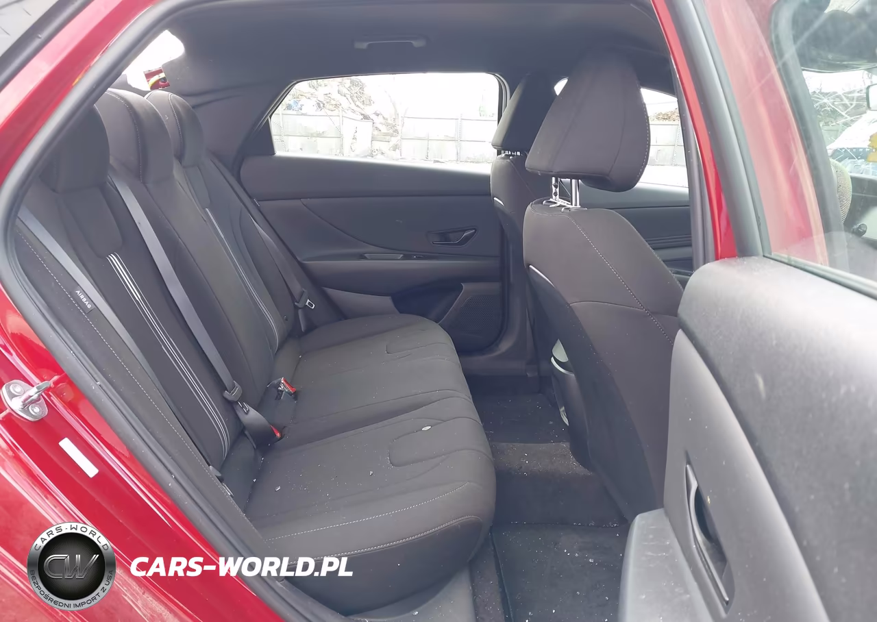 2026 Hyundai Elantra Sel Sport VIN:KMHLM4DG4TU135149 - 8