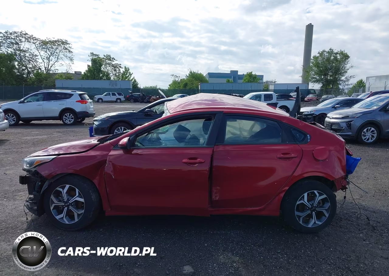 2021 Kia Forte Lxs VIN:3KPF24AD0ME351212 - 13