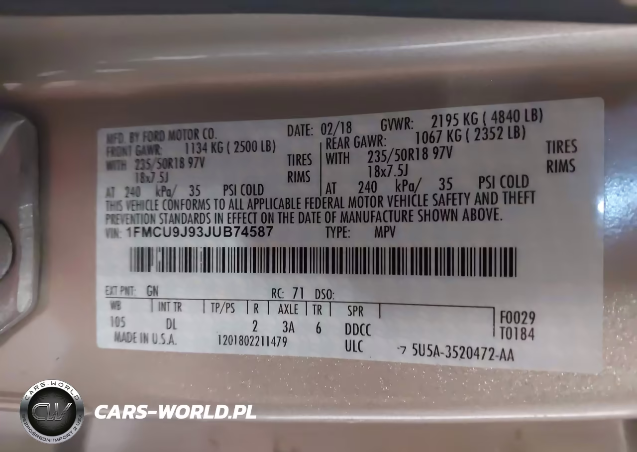 2018 Ford Escape Titanium VIN:1FMCU9J93JUB74587 - 9