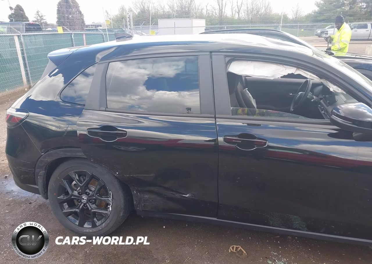 2025 Honda Hr-V Awd Sport VIN:3CZRZ2H52SM756125 - 15