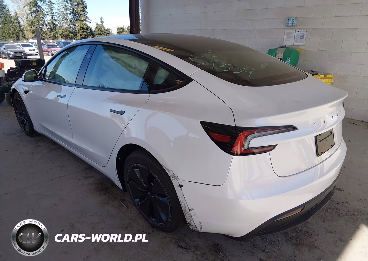 2026 Tesla Model 3 Premium Rear-Wheel Drive-Standard Rear-Wheel Drive VIN:5YJ3E1EA5TF147443 - 3