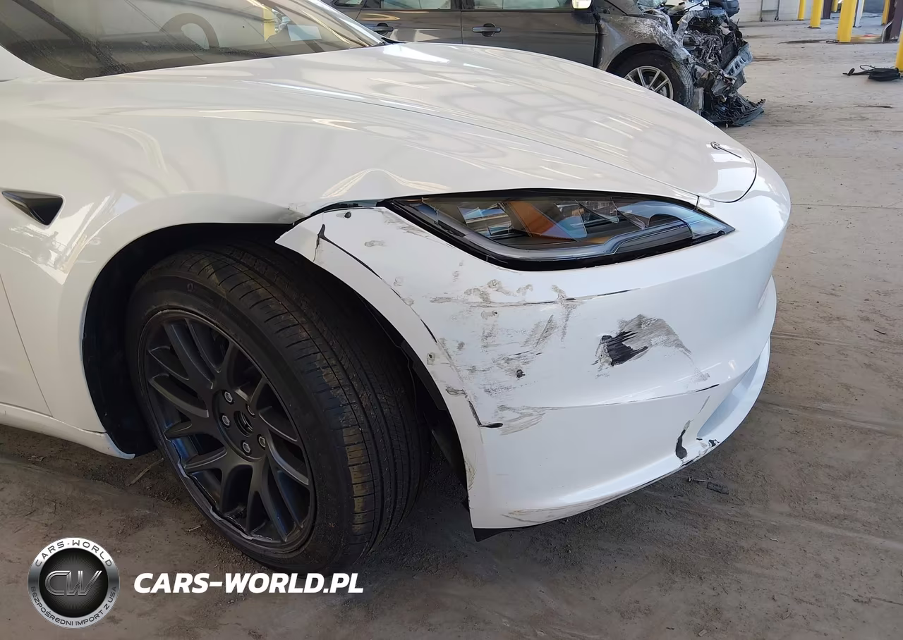 2026 Tesla Model 3 Premium Rear-Wheel Drive-Standard Rear-Wheel Drive VIN:5YJ3E1EA5TF147443 - 6