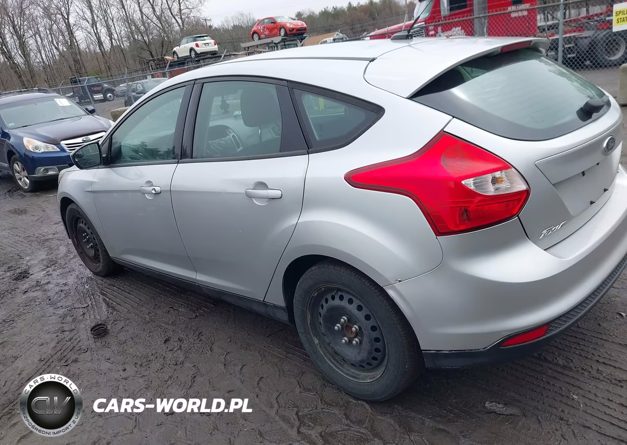 2012 Ford Focus Se VIN:1FAHP3K21CL175672 - 3