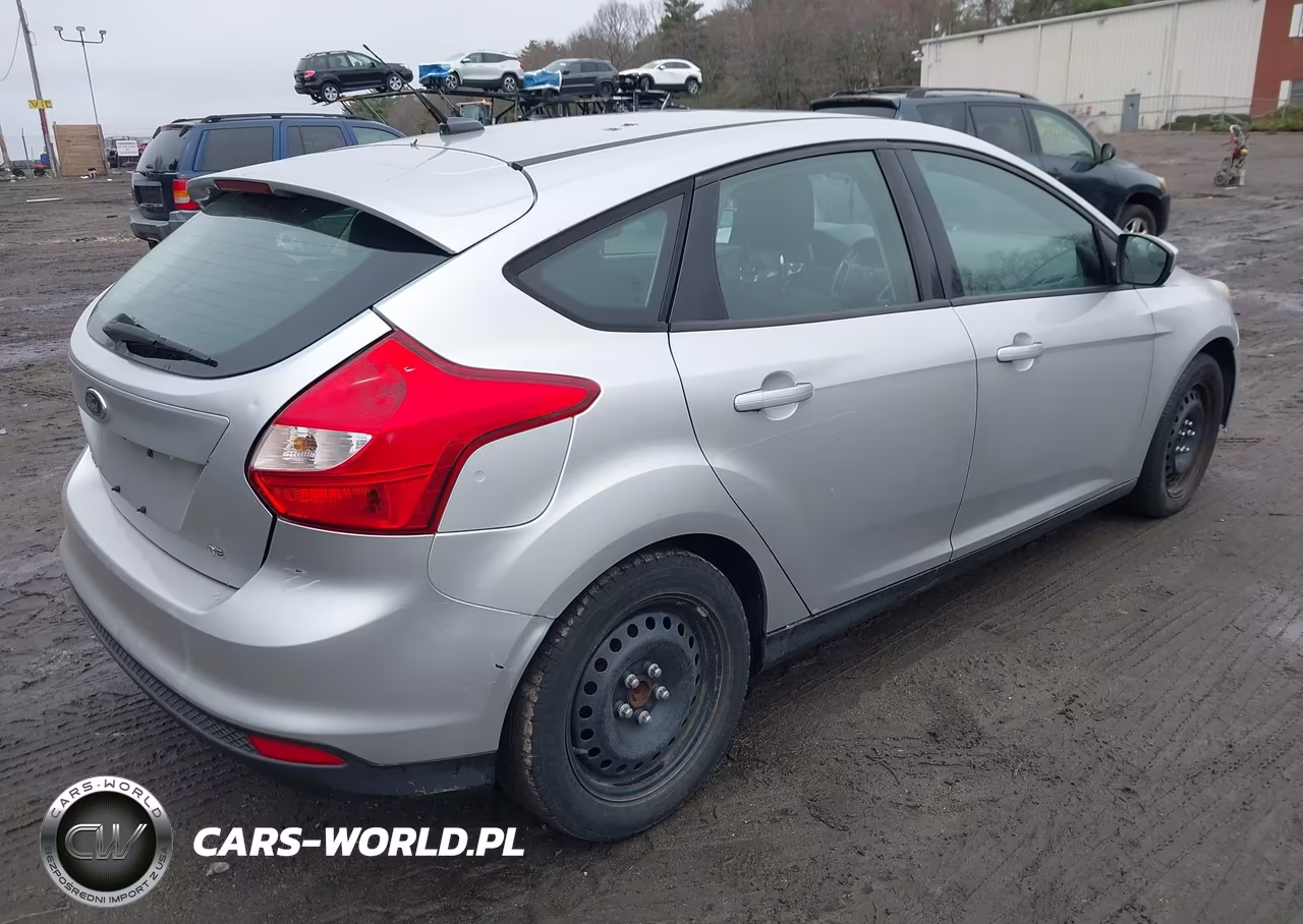 2012 Ford Focus Se VIN:1FAHP3K21CL175672 - 4