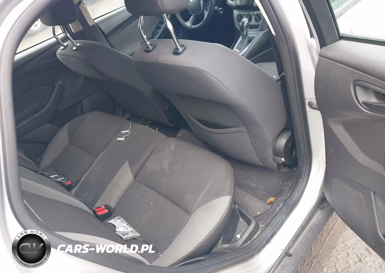 2012 Ford Focus Se VIN:1FAHP3K21CL175672 - 8