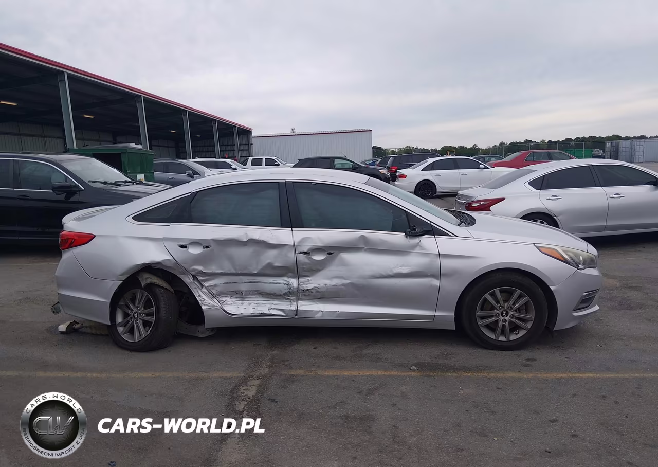 2015 Hyundai Sonata Se VIN:5NPE24AF7FH155036 - 13