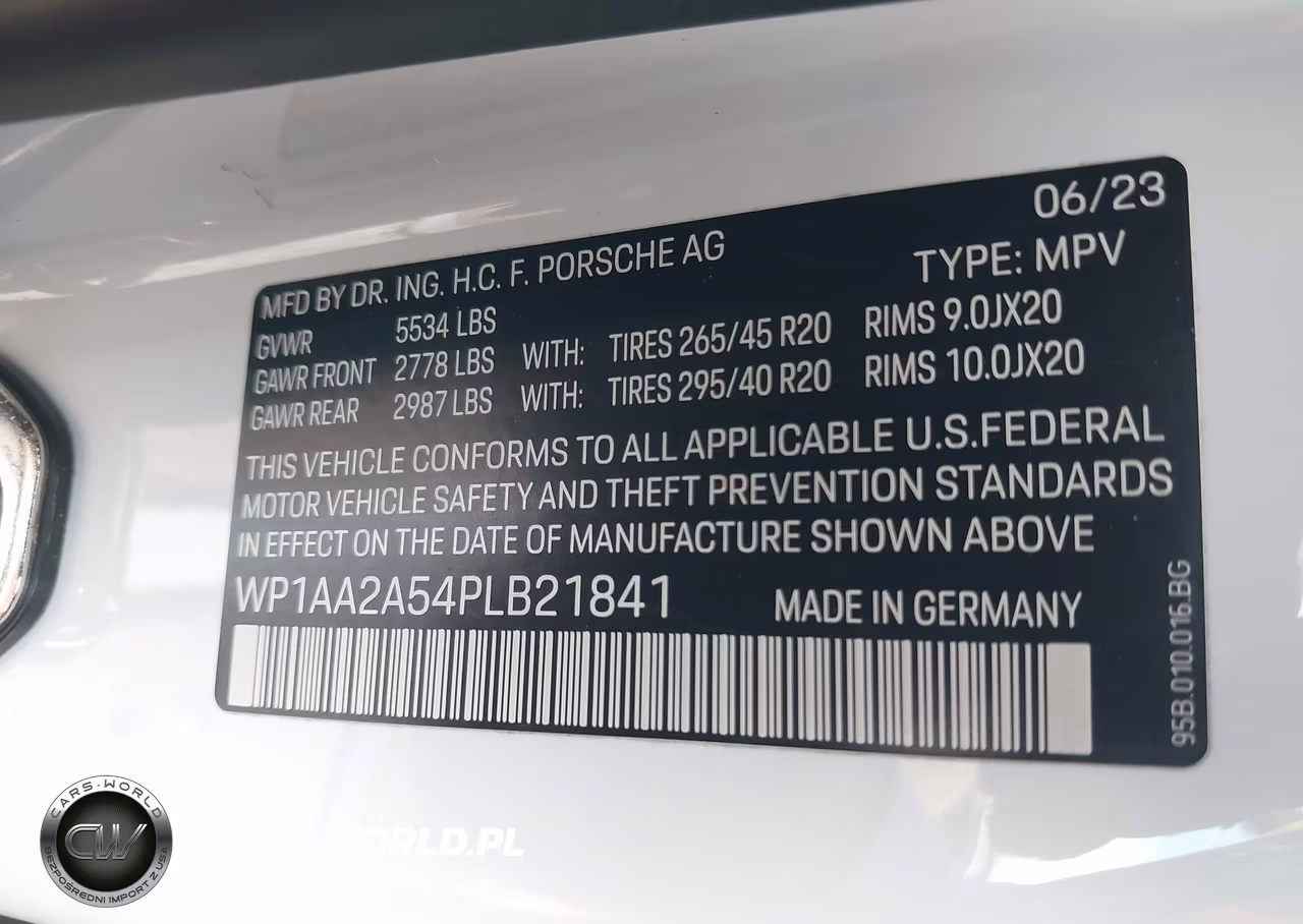 2023 Porsche Macan T VIN:WP1AA2A54PLB21841 - 9