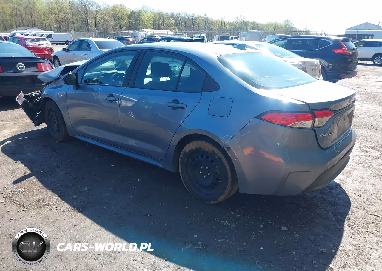 2020 Toyota Corolla Le VIN:5YFEPRAE5LP021677 - 3