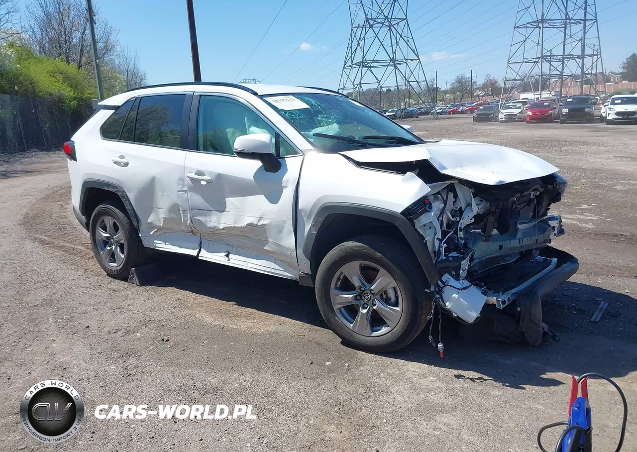2025 Toyota Rav4 Hybrid Xle – zdjęcie 1 z 17