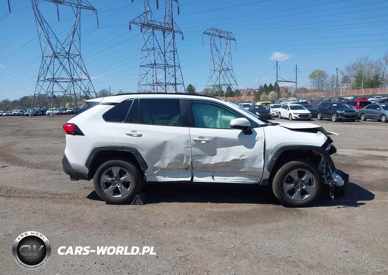 2025 Toyota Rav4 Hybrid Xle VIN:4T3RWRFV3SU176181 - 14