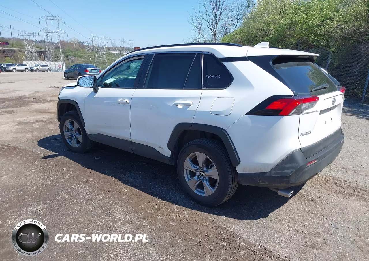 2025 Toyota Rav4 Hybrid Xle VIN:4T3RWRFV3SU176181 - 3